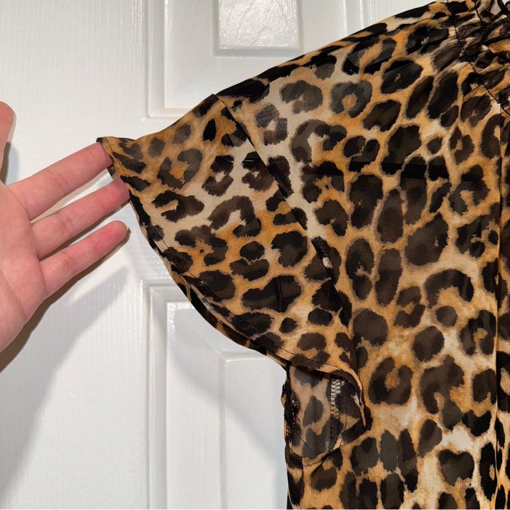 Express mock neck sheer leopard print short sleeve blouse top brown black S - Picture 8 of 16